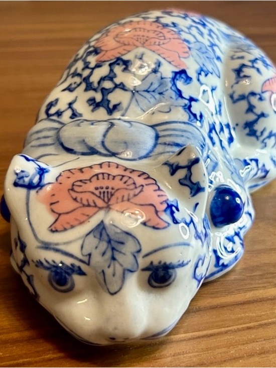 Other - Vintage Porcelain Cat Figurine Blue Pink 
Chinoiserie